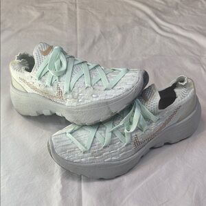 Nike Light Green Athletic Shoes